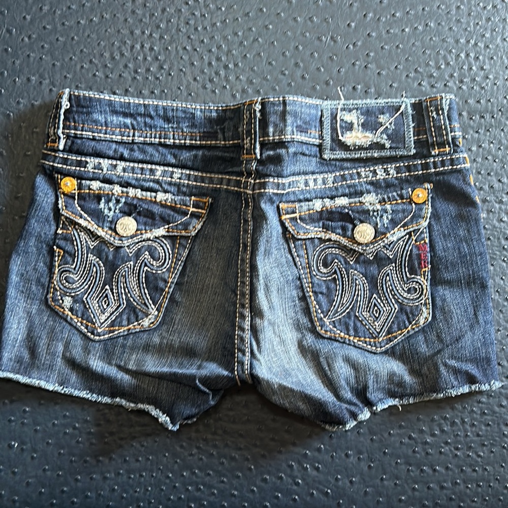 Mek shorts